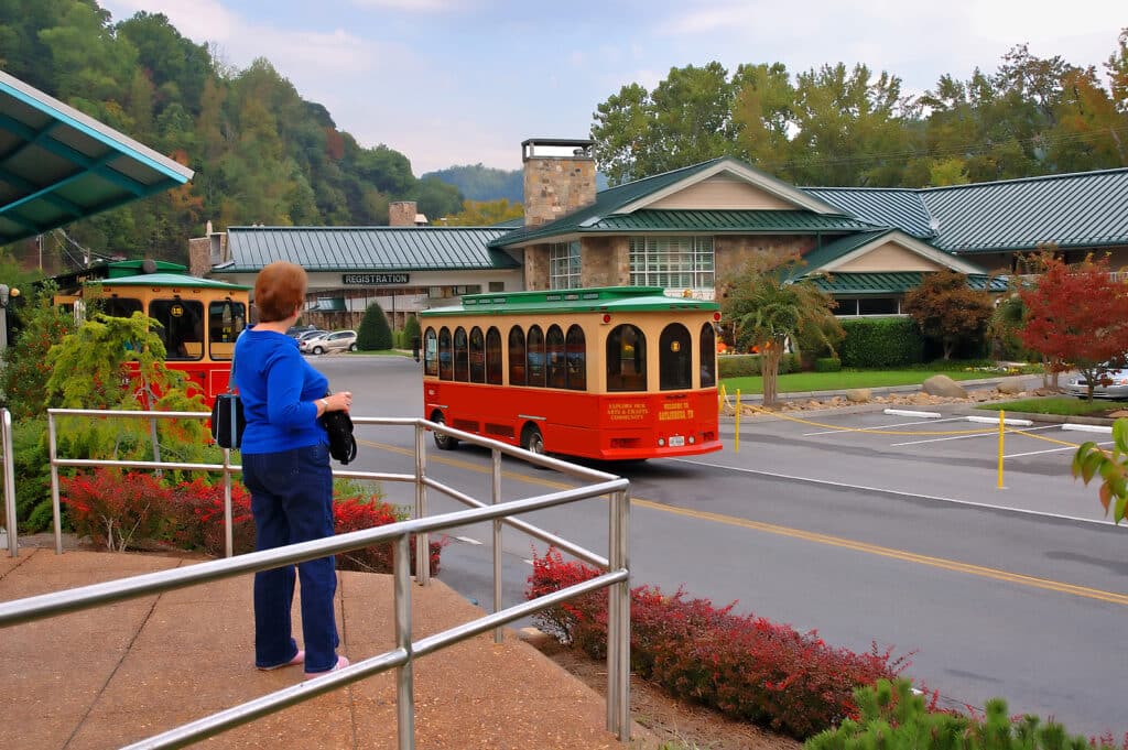 Apollo Destinations Reviews Gatlinburg Highlights